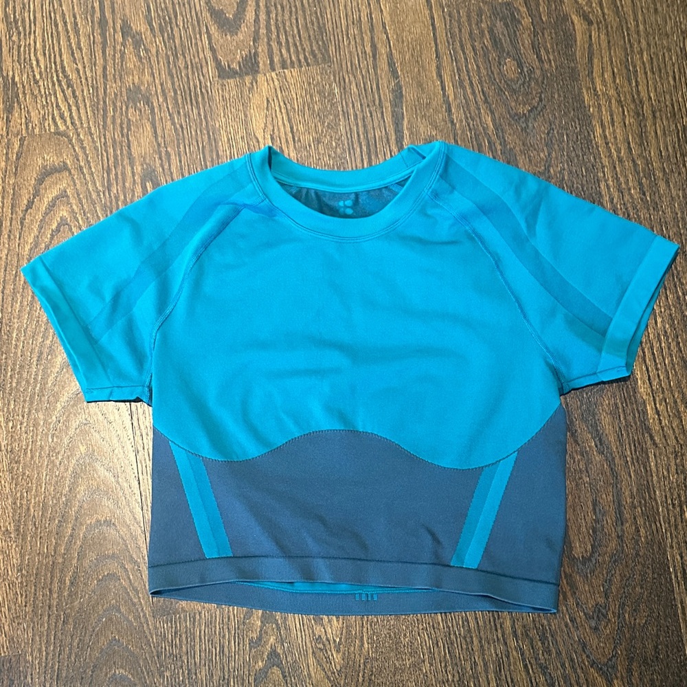 Sweaty Betty Athletic Tee, size L